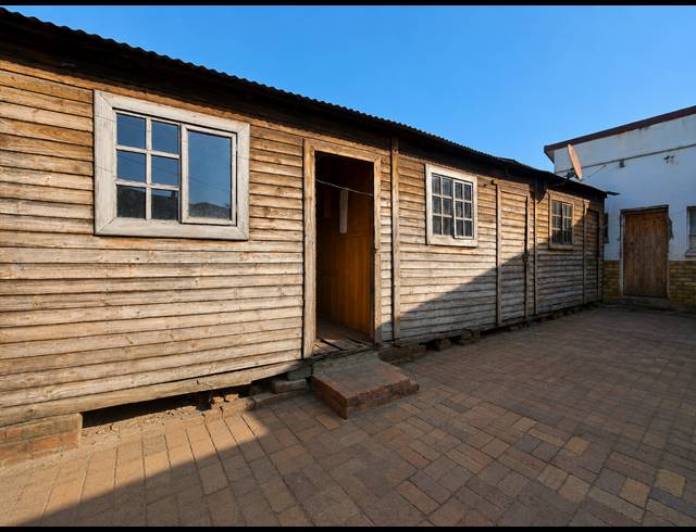 5 BEDROOM HOUSE FOR SALE IN PEACEHAVEN